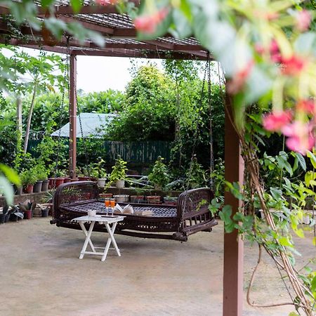 Stayvista At Idyllic Farmhouse - A Glasshouse With Outdoor Pool Gurgaon Ngoại thất bức ảnh